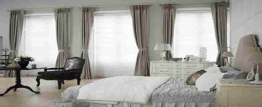 distributor roller blind
